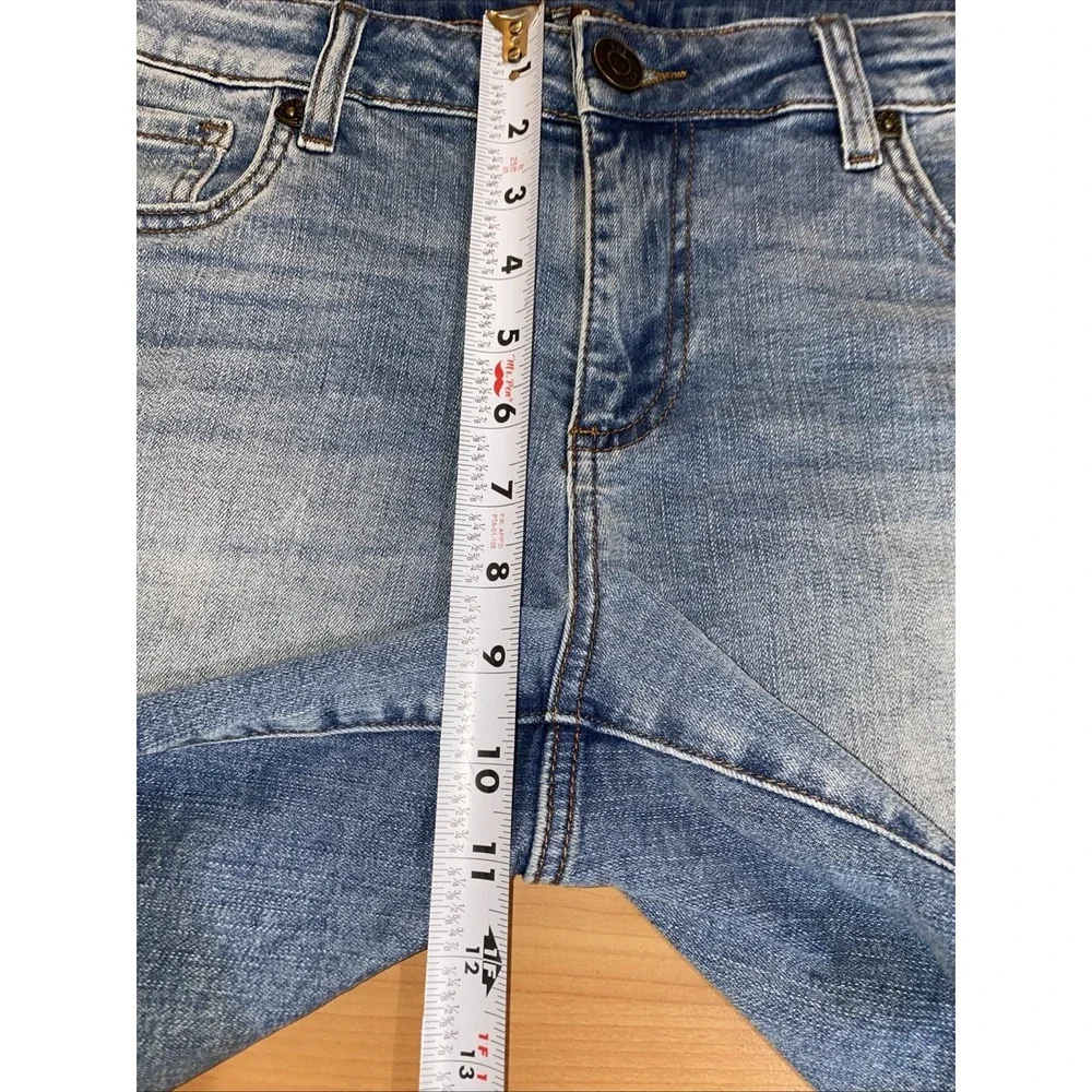 Kut From The Kloth Shorts Womens 8 Blue Kity Boyfriend Distressed Cutoff Casual - Picture 8 of 9
